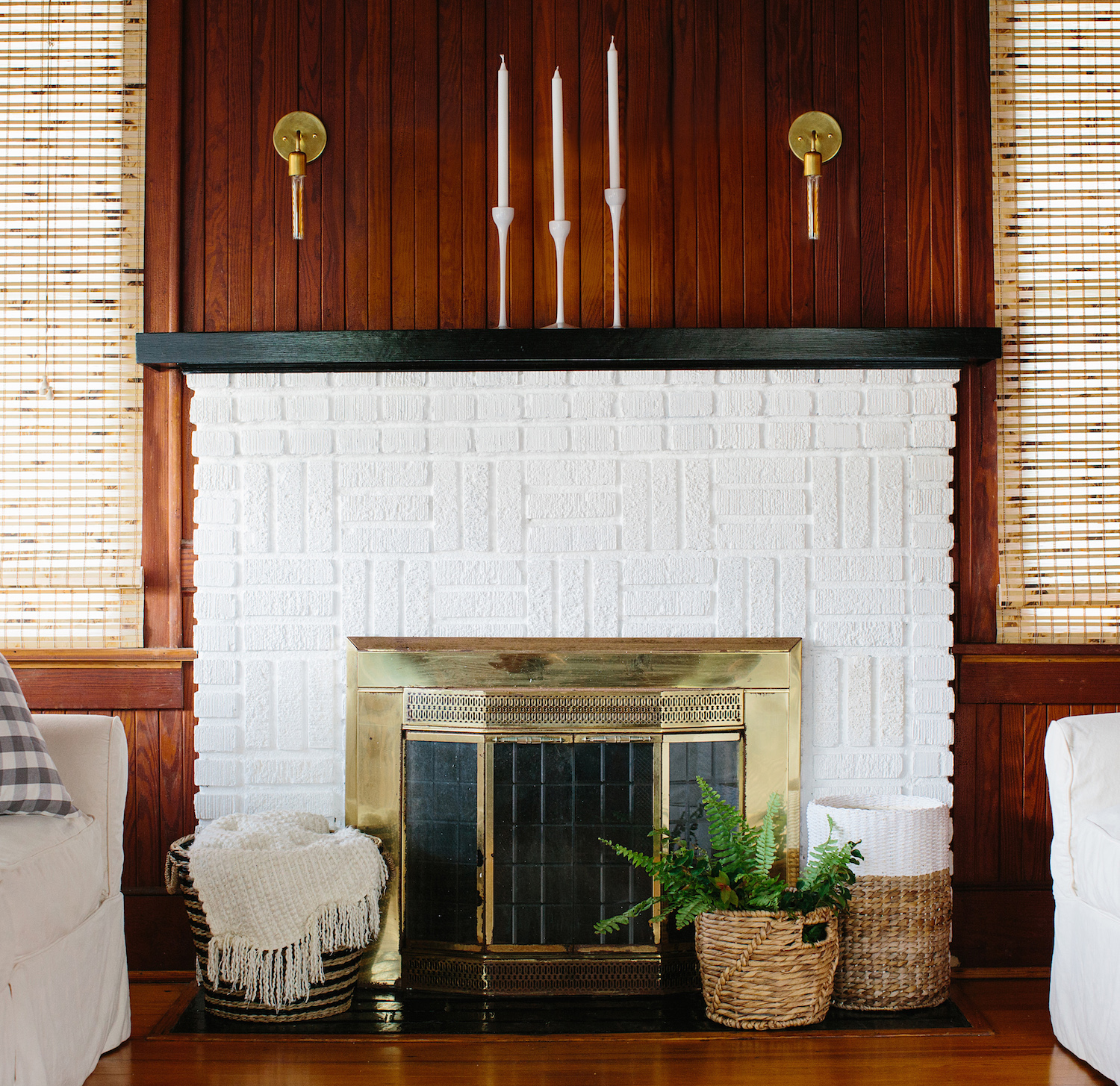 Downtown Minimalist Wall Sconce